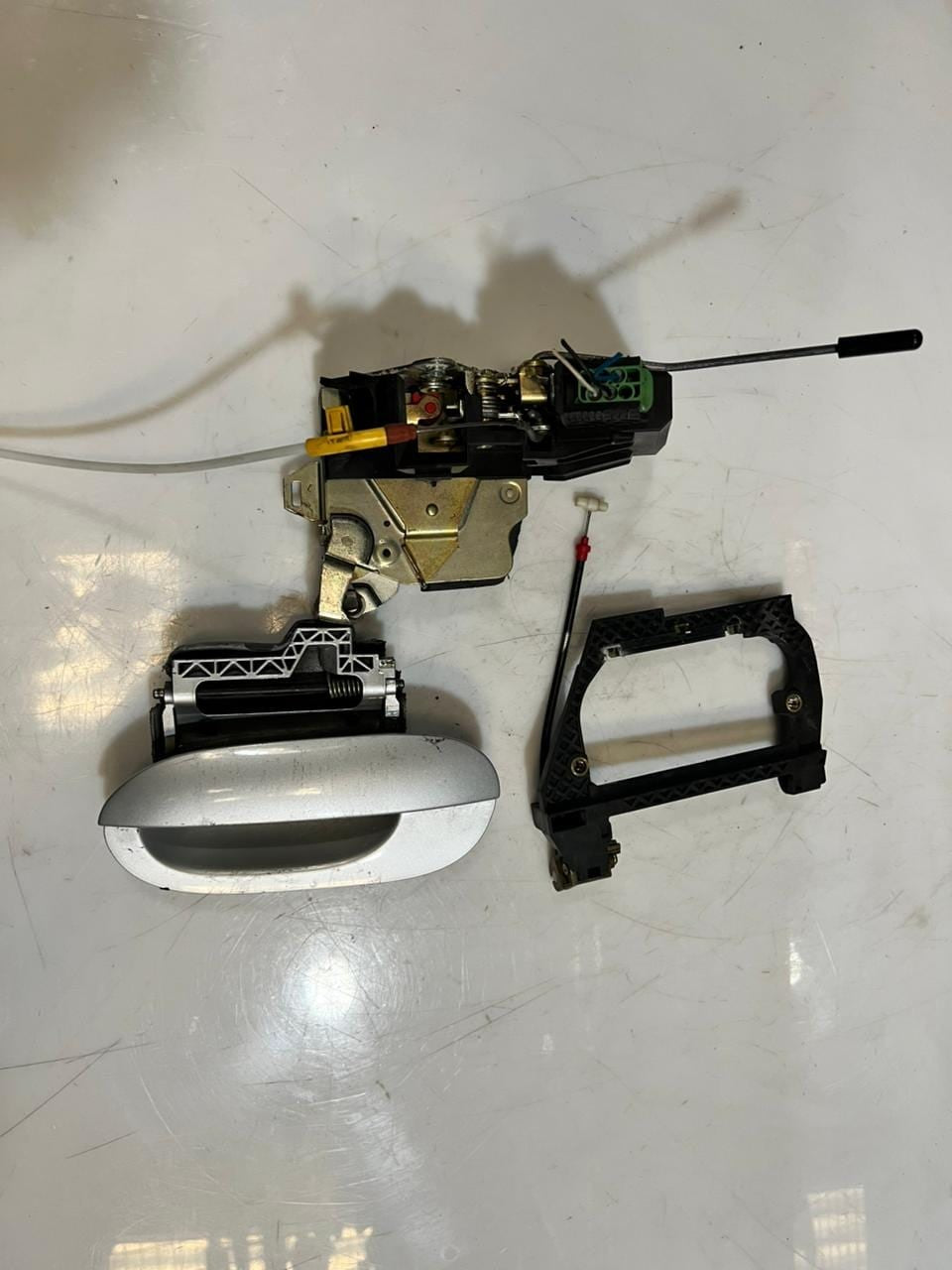 BMW E39 5-Series Door Lock Latch Actuator Rear Left 8166245 OEM