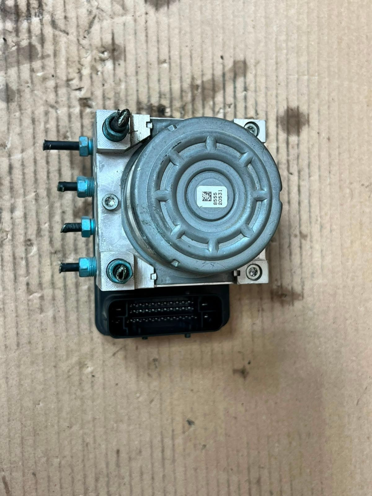 2014 BMW 3 Series F20 F30 F31 328i ABS Pump Module 6858953 OEM