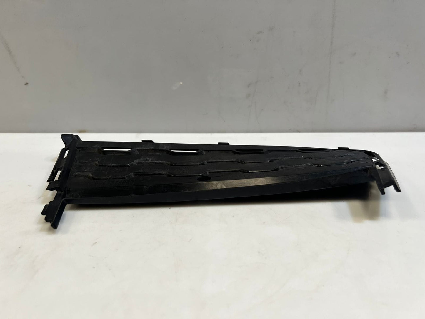 BMW 7 Series G11 G12 Bumper Air Grille Front Right Chrome M-Aero 8061128 OEM