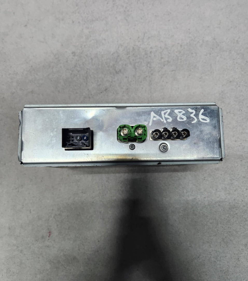 Benz TV Tuner Control Unit A2229003110 W222 S-Class and W205