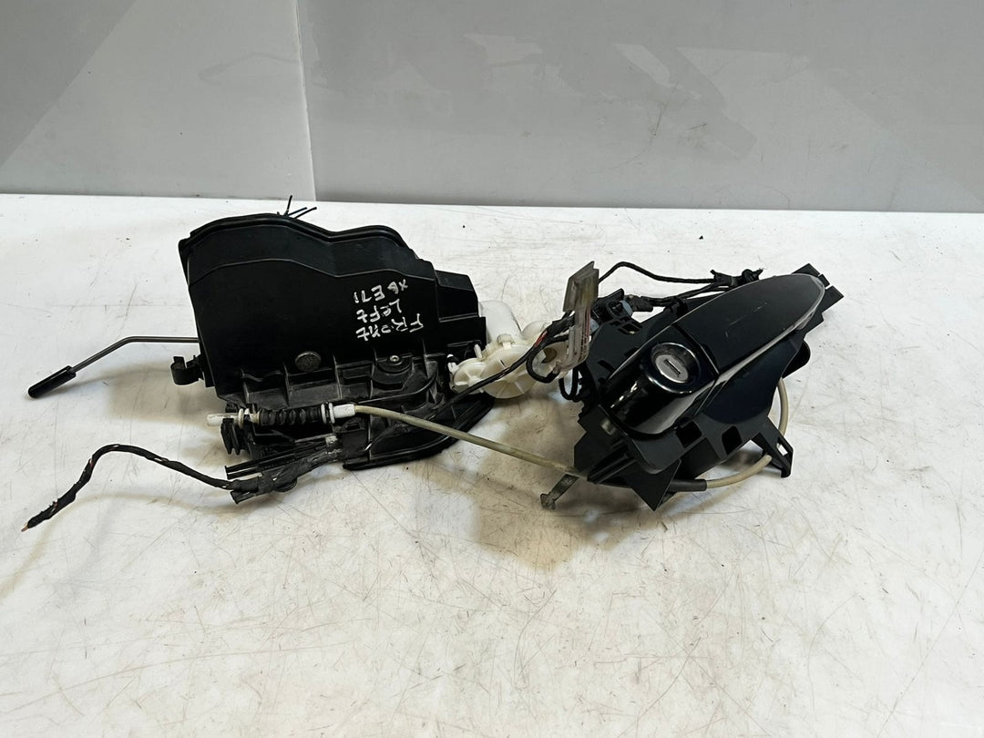 BMW X6 E71 Front Left SIDE Door Lock Actuator 7318409 OEM