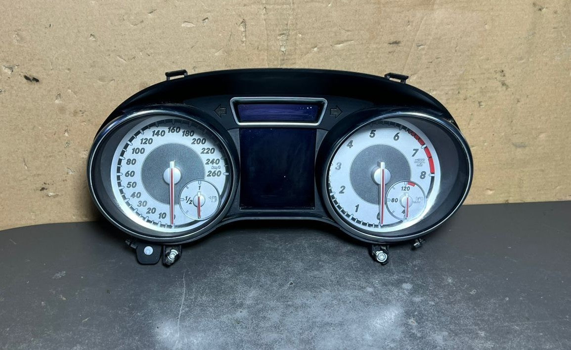 14-17 Mercedes-Benz W117 CLA Instrument Cluster Speedometer A117 9004001 OEM