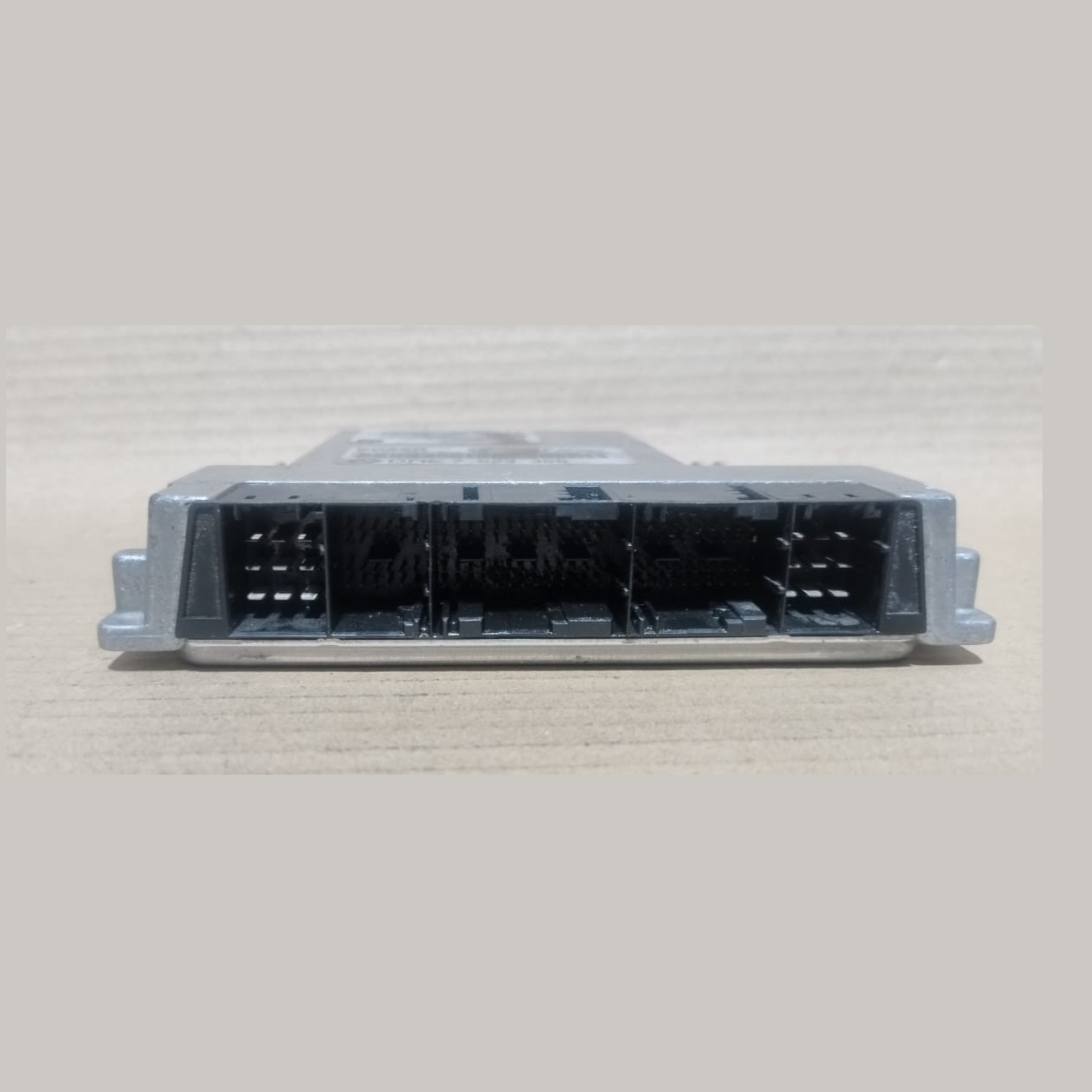 BMW 7 series E65 E66 3.5i 4.5i N62 ENGINE ECU COMPUTER DME CONTROL UNIT 7523368