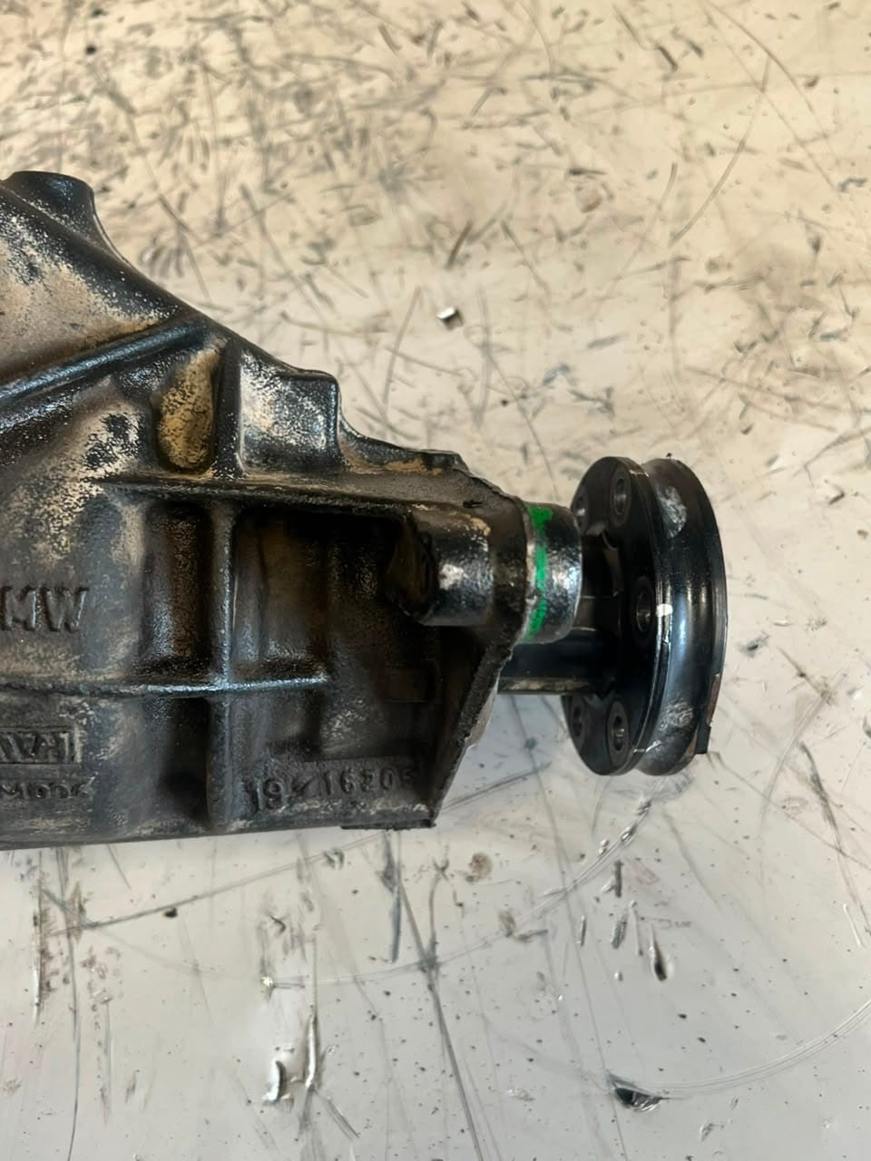 2000-2006 BMW X5 X4 X3 X6 X1 E53 3.0i 4.10 ratio Rear Differential 7524888 OEM
