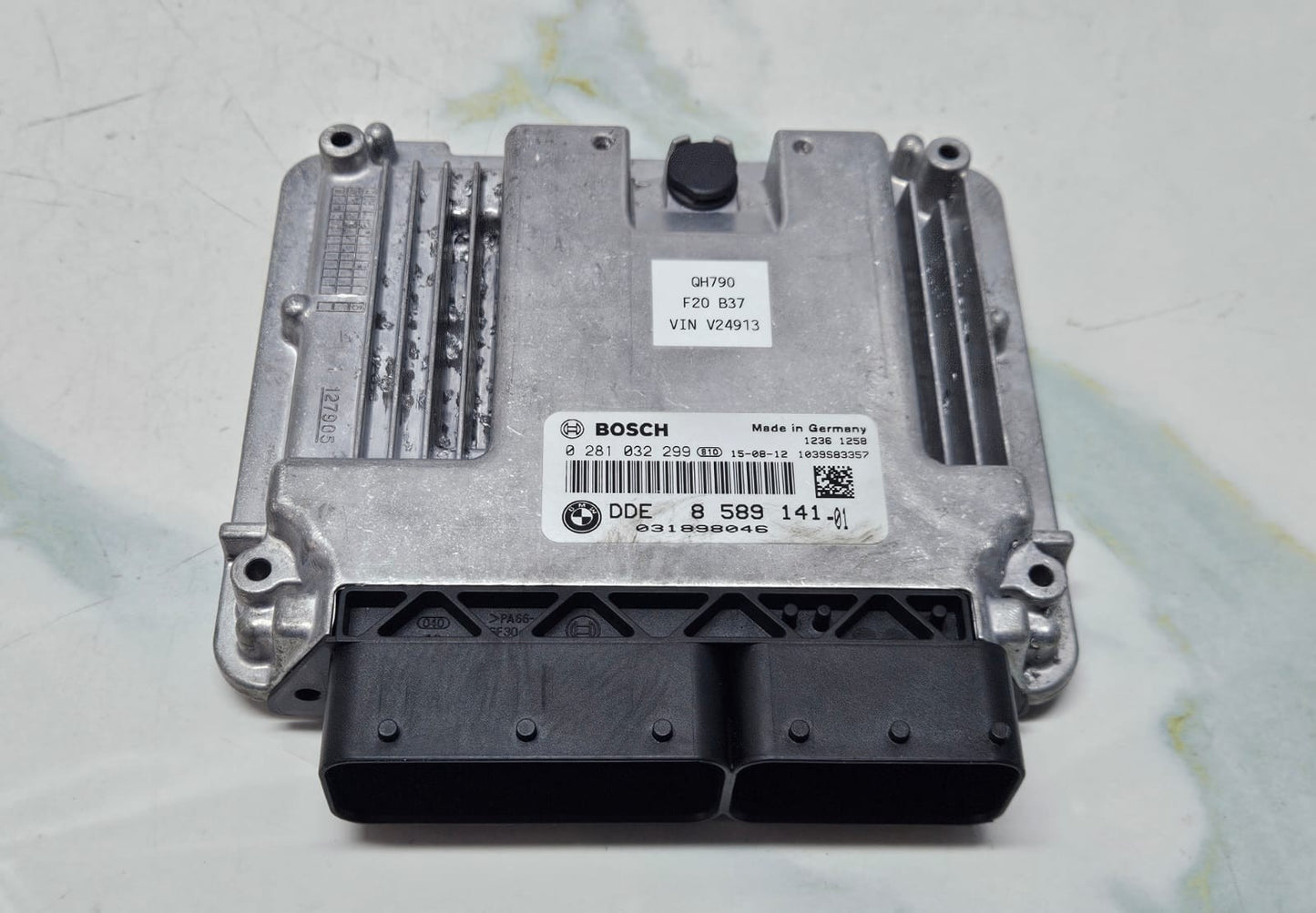 BMW F20 B37 Engine Control Unit 8589141 DIESEL ECU SET OEM