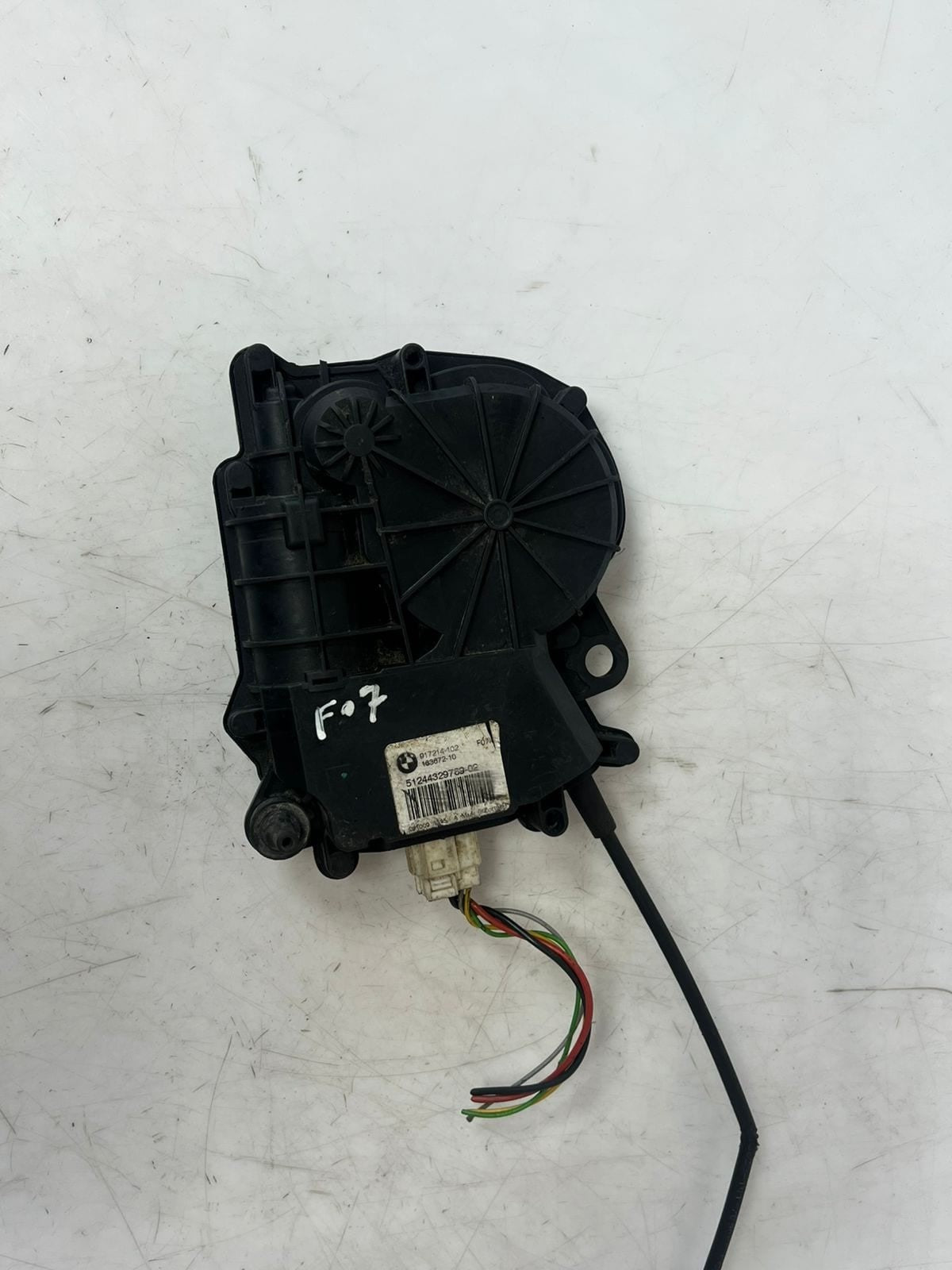 2010 BMW 550i F07 5 Series GT Trunk Lid Soft Close Actuator Motor 4329789 OEM