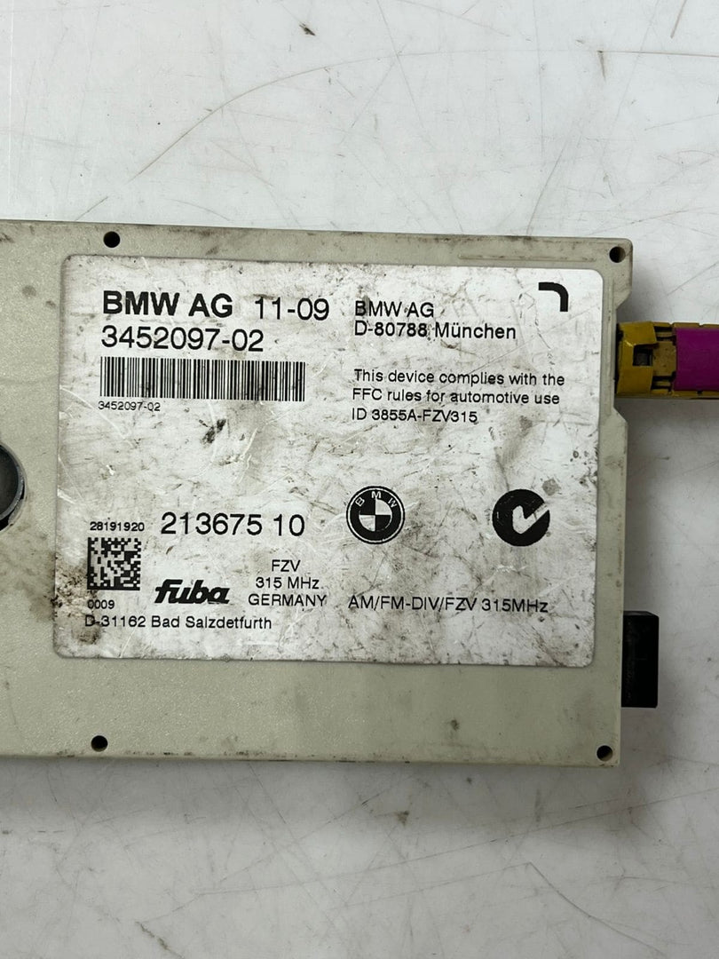 2004-2010 BMW X3 E83 Radio signal reception Antenna Amplifier 3452097 OEM