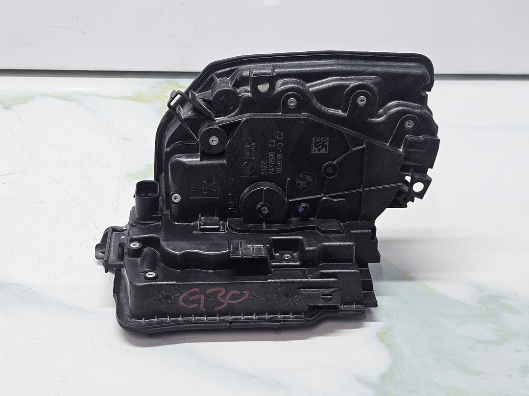 BMW 5 G30 530i 2017 RHD Rear Right Door Lock 7477690 OEM