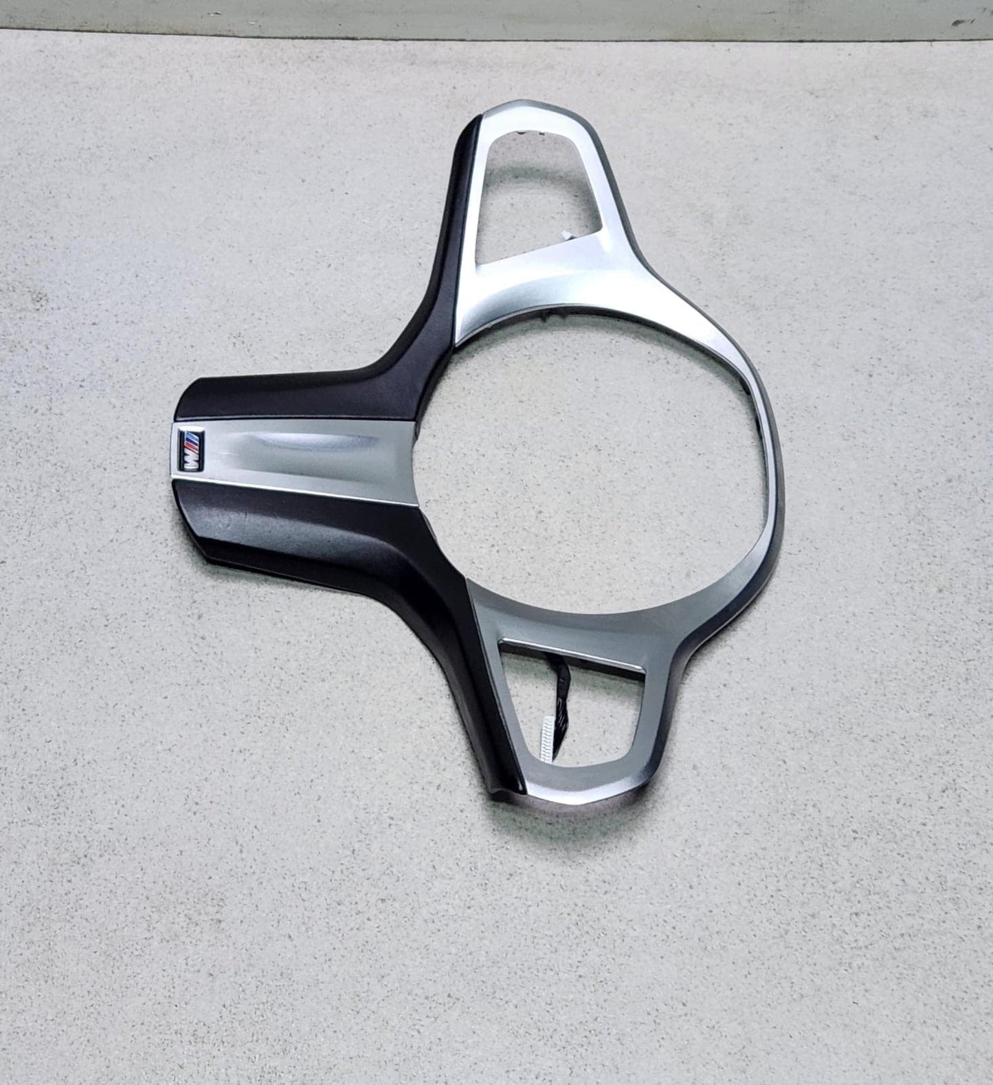 BMW Steering Wheel Center Trim M-Sport Center 62821350 2 Series F44