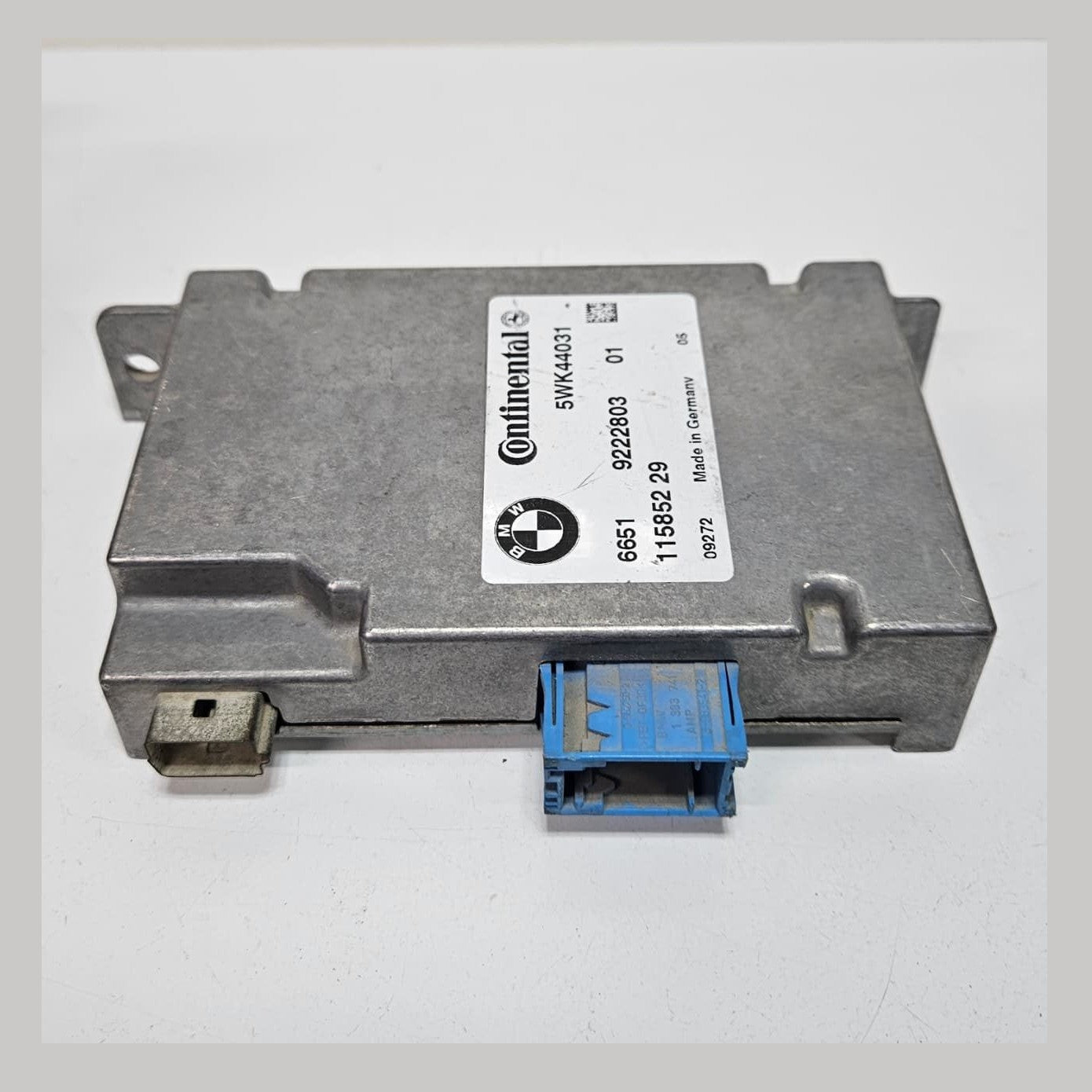 OEM BMW 7 Series F01 F02 F03 F04 Camera Control Module 9222803