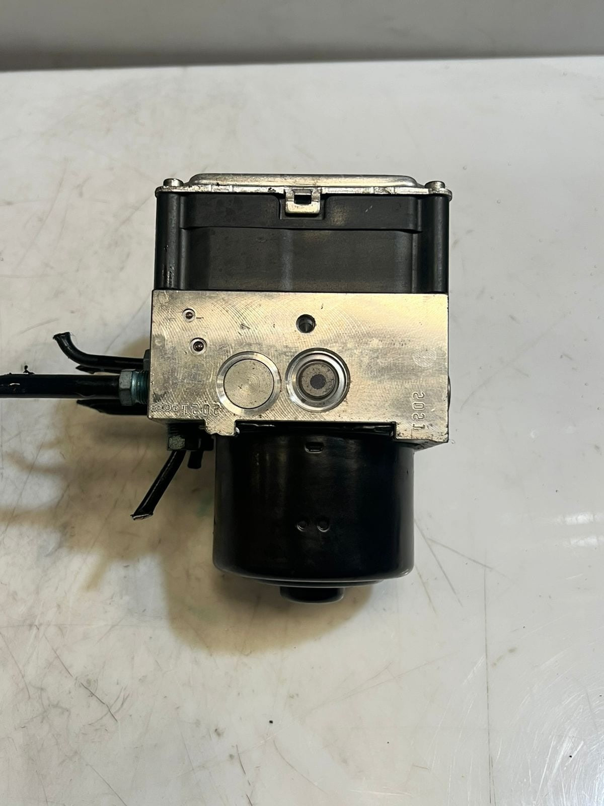 2011-2017 BMW X3 F25 and X4 F26 Abs Pump Module ASSEMBLY 6851087 OEM