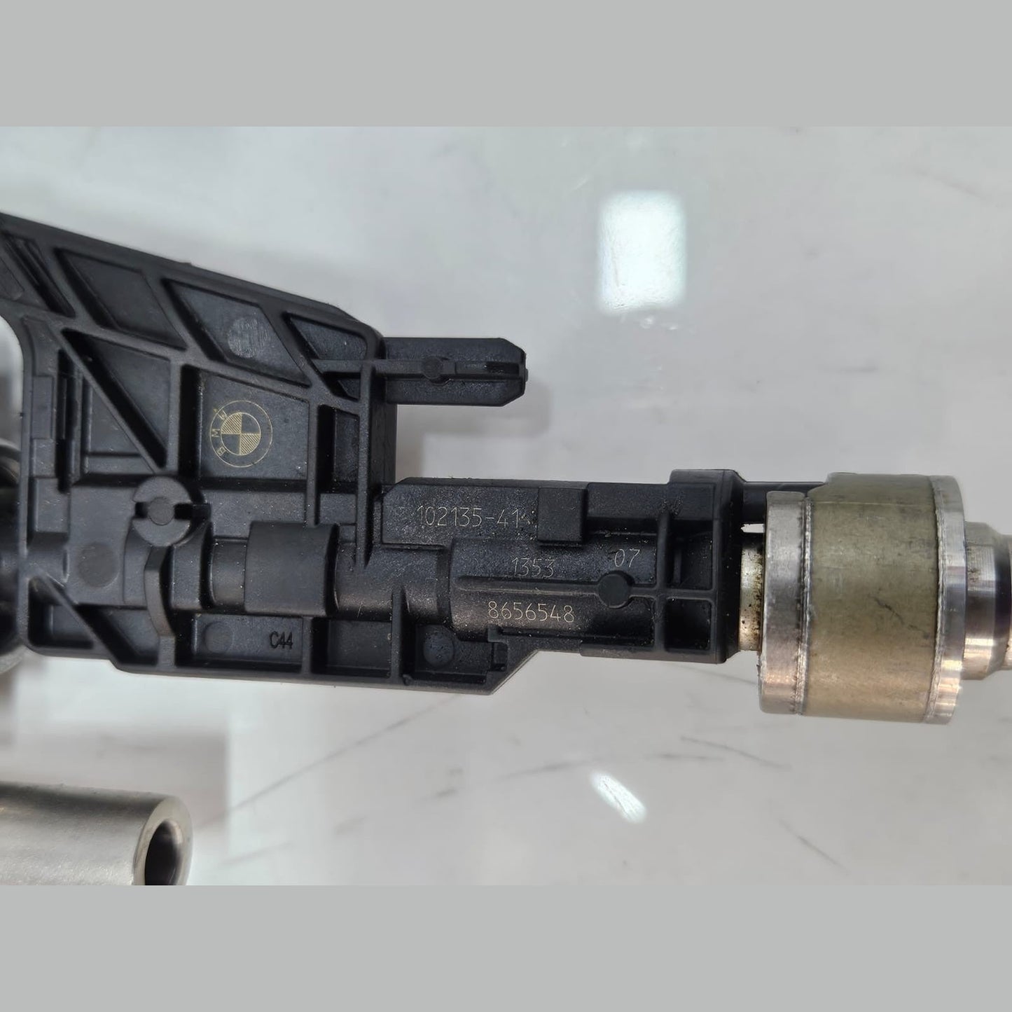 BMW Petrol Engine B46 B48 Fuel Injector Petrol High Pressure Rail 8656548 OEM 