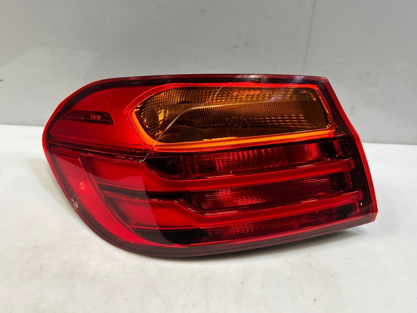 BMW F32, F33, F36, F82, F83 M2 Outer Tail Light LEFT RIGHT 7296098 7296097