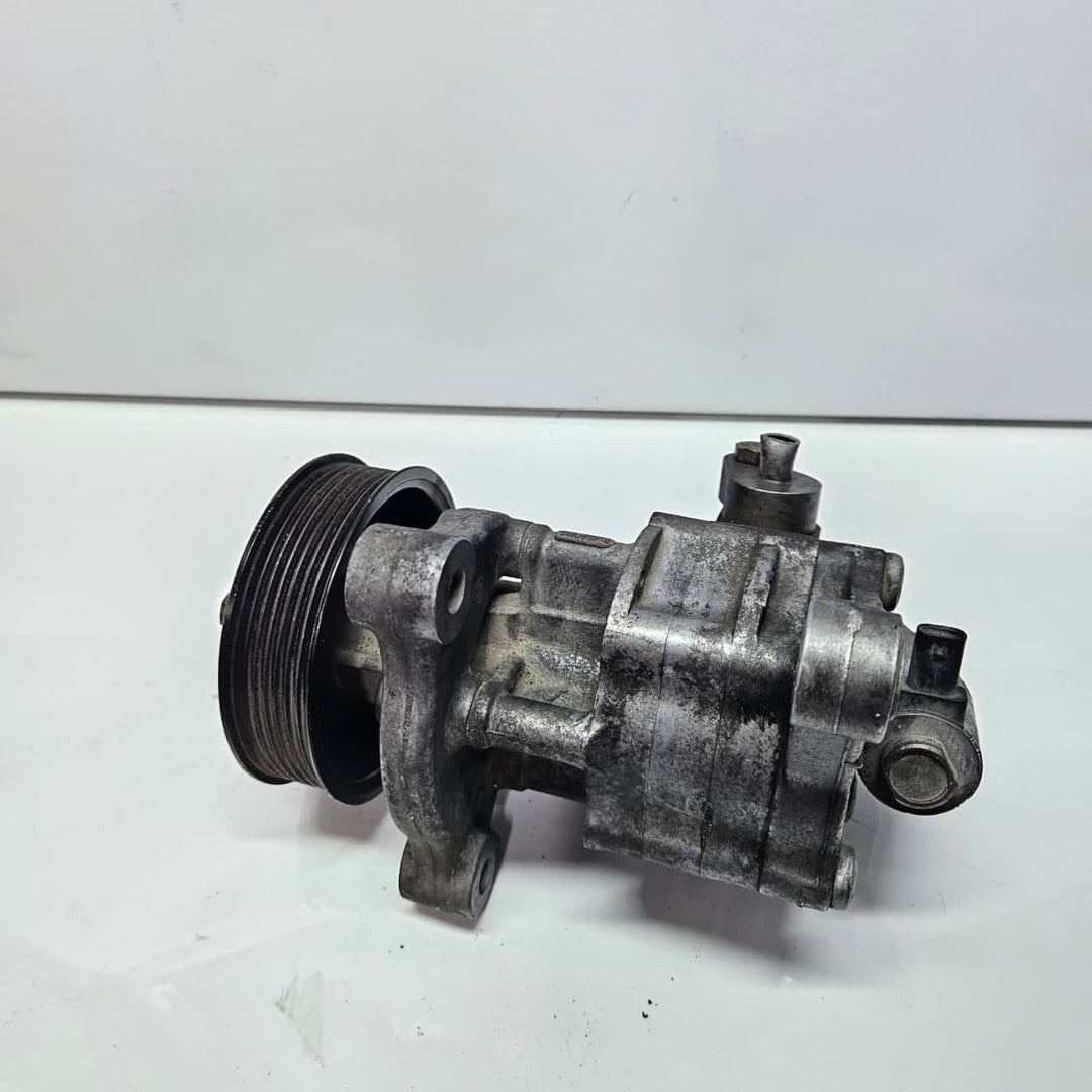6796456-2010-2013 BMW X5 E70 X6 E71 4.4L GAS N63 Engine Power Steering Pump OEM