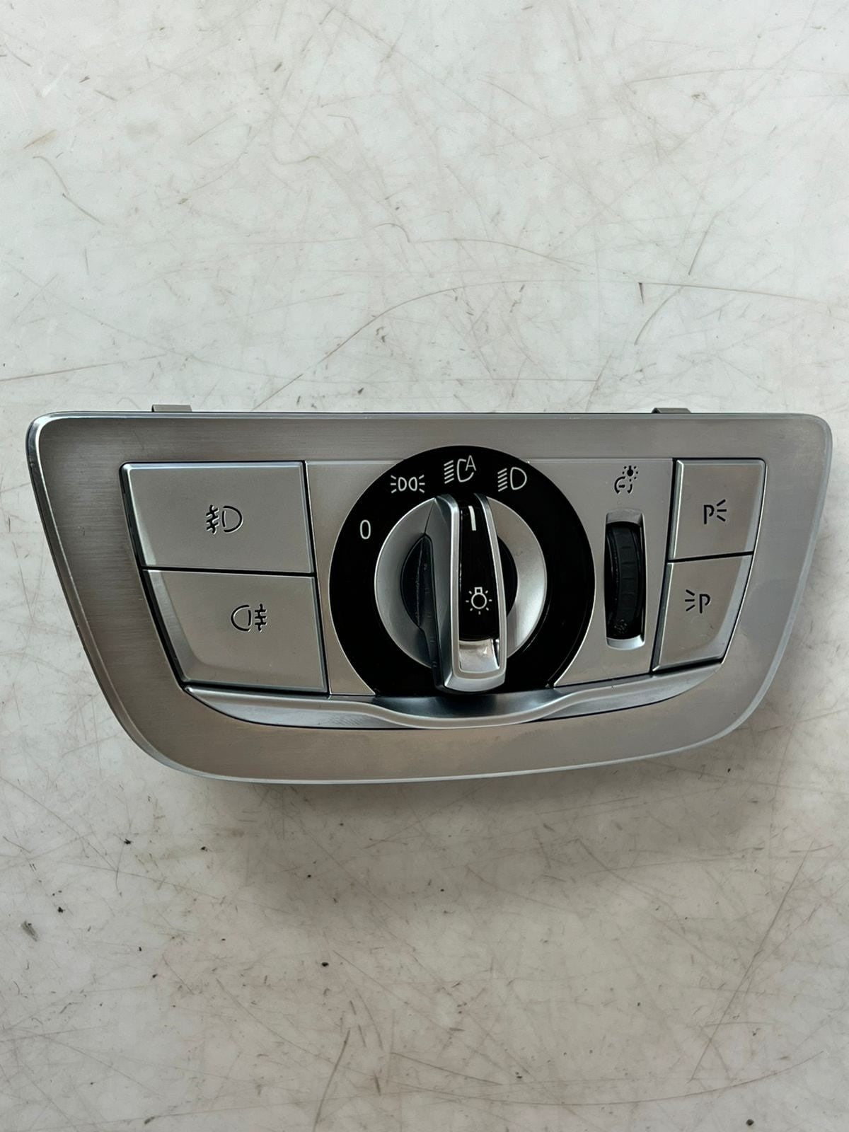 2015 BMW 7 Series G11 G12 Headlight Control Switch CONTROL Unit 9388939 OEM