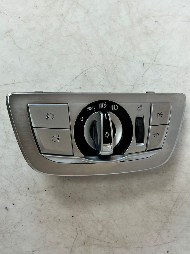 2015 BMW 7 Series G11 G12 Headlight Control Switch CONTROL Unit 9388939 OEM