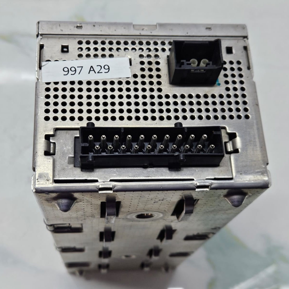 2002-2005 BMW 745i E65 E66 series DSP Audio Amplifier 6938997 OEM