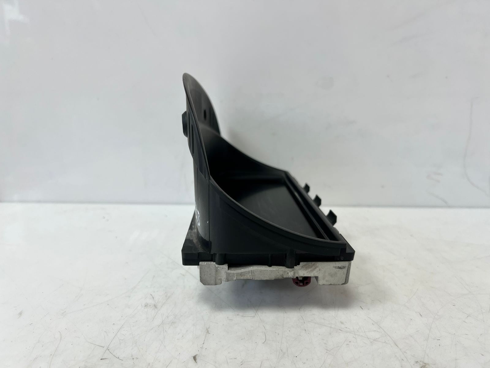 BMW 3' 5' 6' E90 E91 E92 E93 E60 E61 E63 E64 Central Information Display 9215646