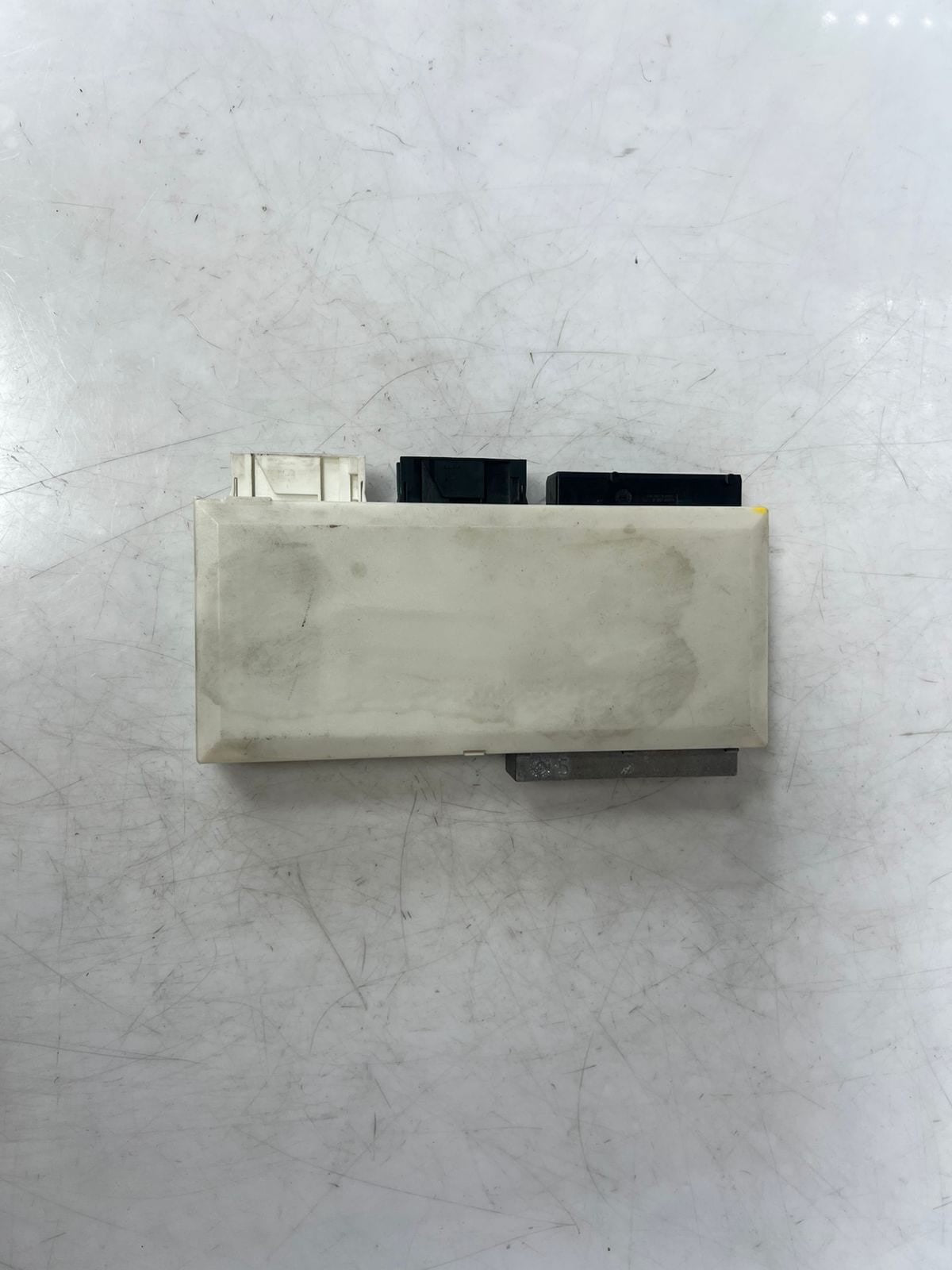 BMW E39 5 Series and E38 7 Series GM III Body Comfort Control Module 8381491 OEM
