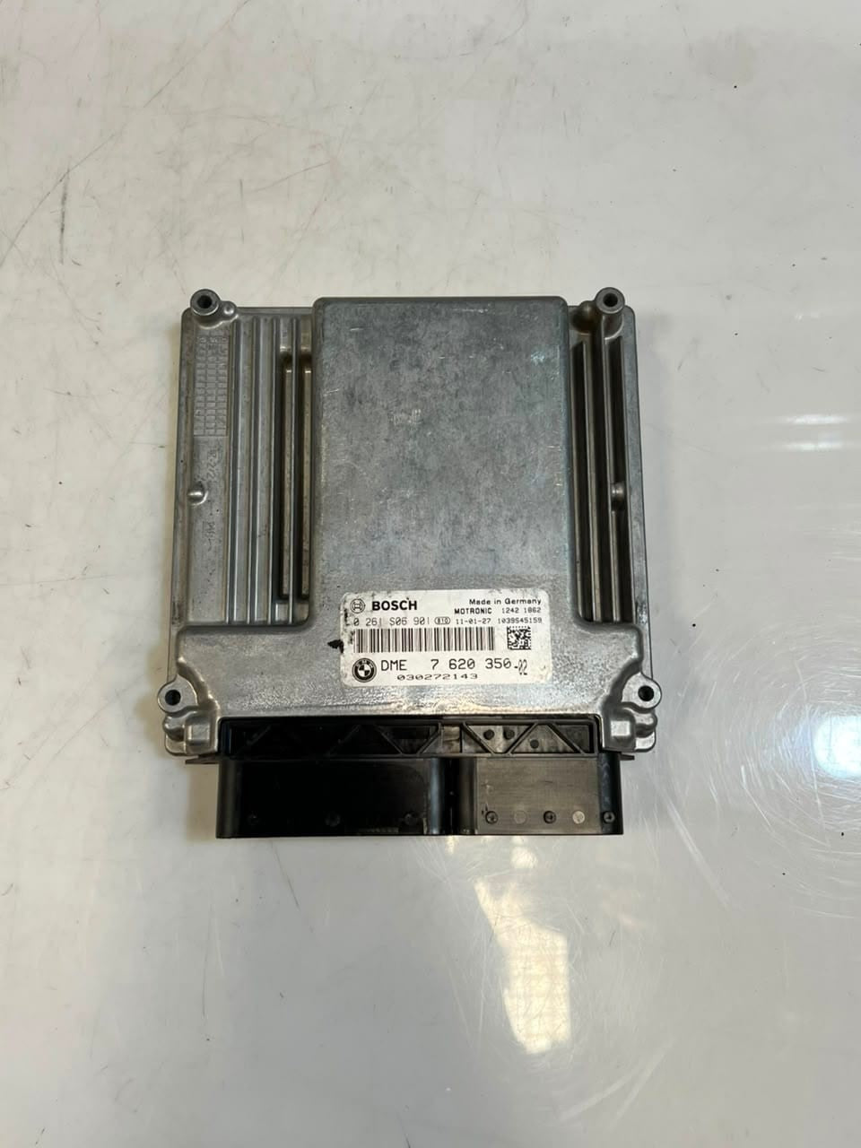 2010-2015 BMW X1 3SERIES E90 E87 E84 E81 Engine Control Unit ECU 7620350 OEM