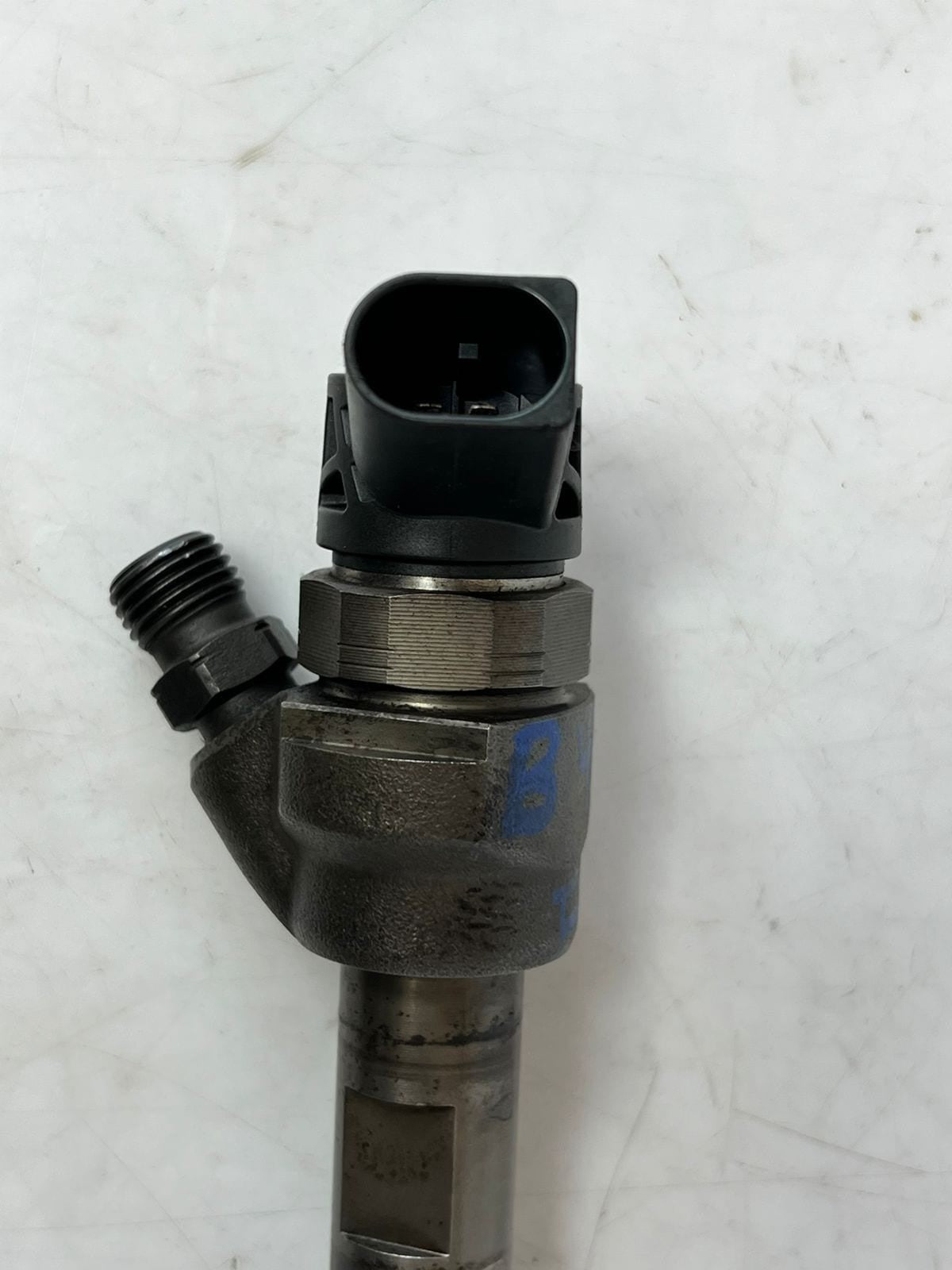 BMW F10 F11, 3 5 Series N47D N57 2.0D and 3.0D Diesel Fuel Injector 7810702 OEM