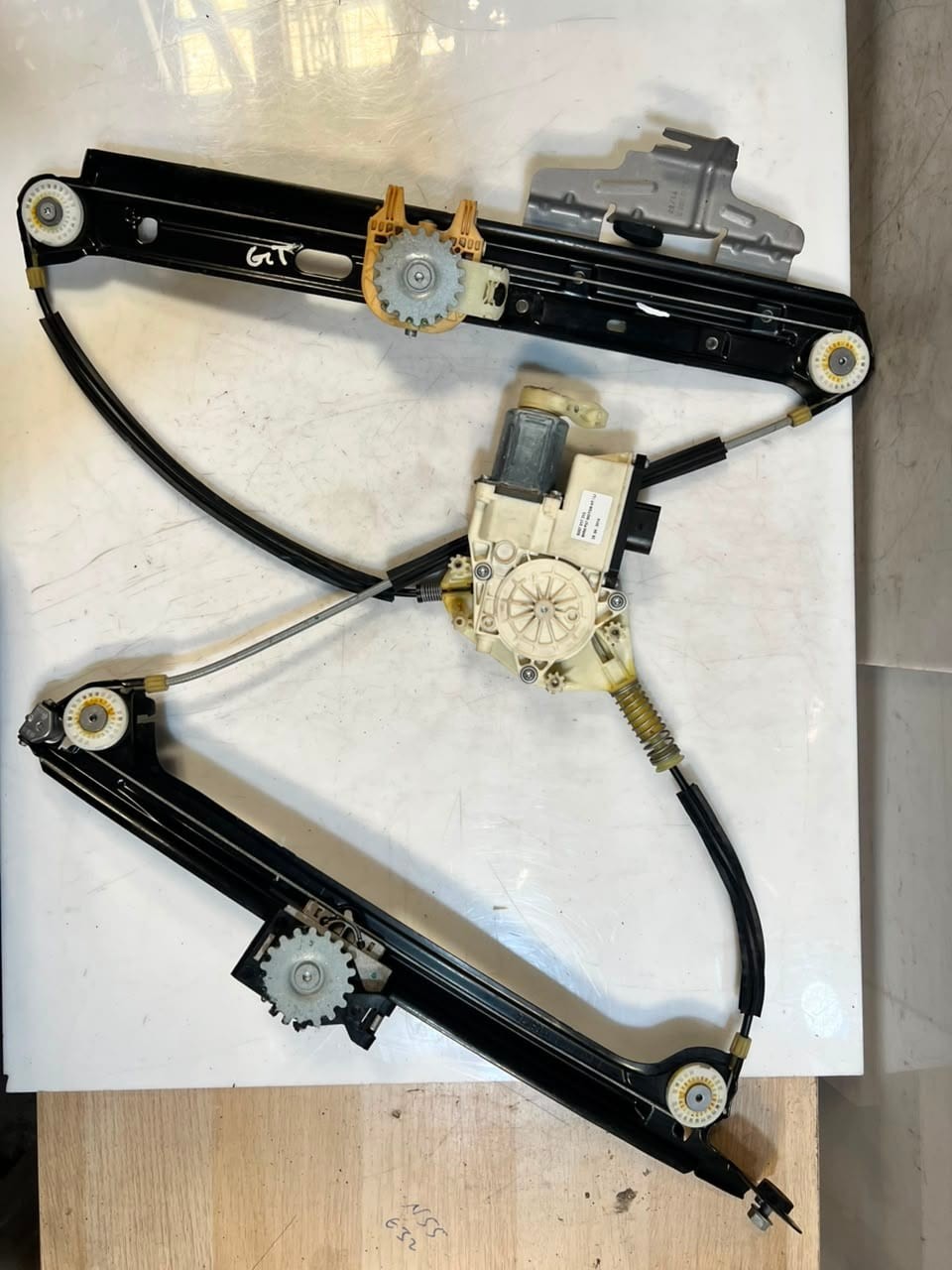 BMW 5' F07 Gran Turismo Rear Left Window Regulator with Motor 7197917 OEM
