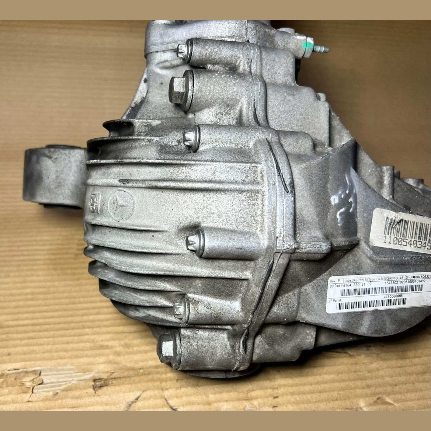 2004-2011 Mercedes-Benz ML350 Front Differential A1643302102/ Ratio 3.45