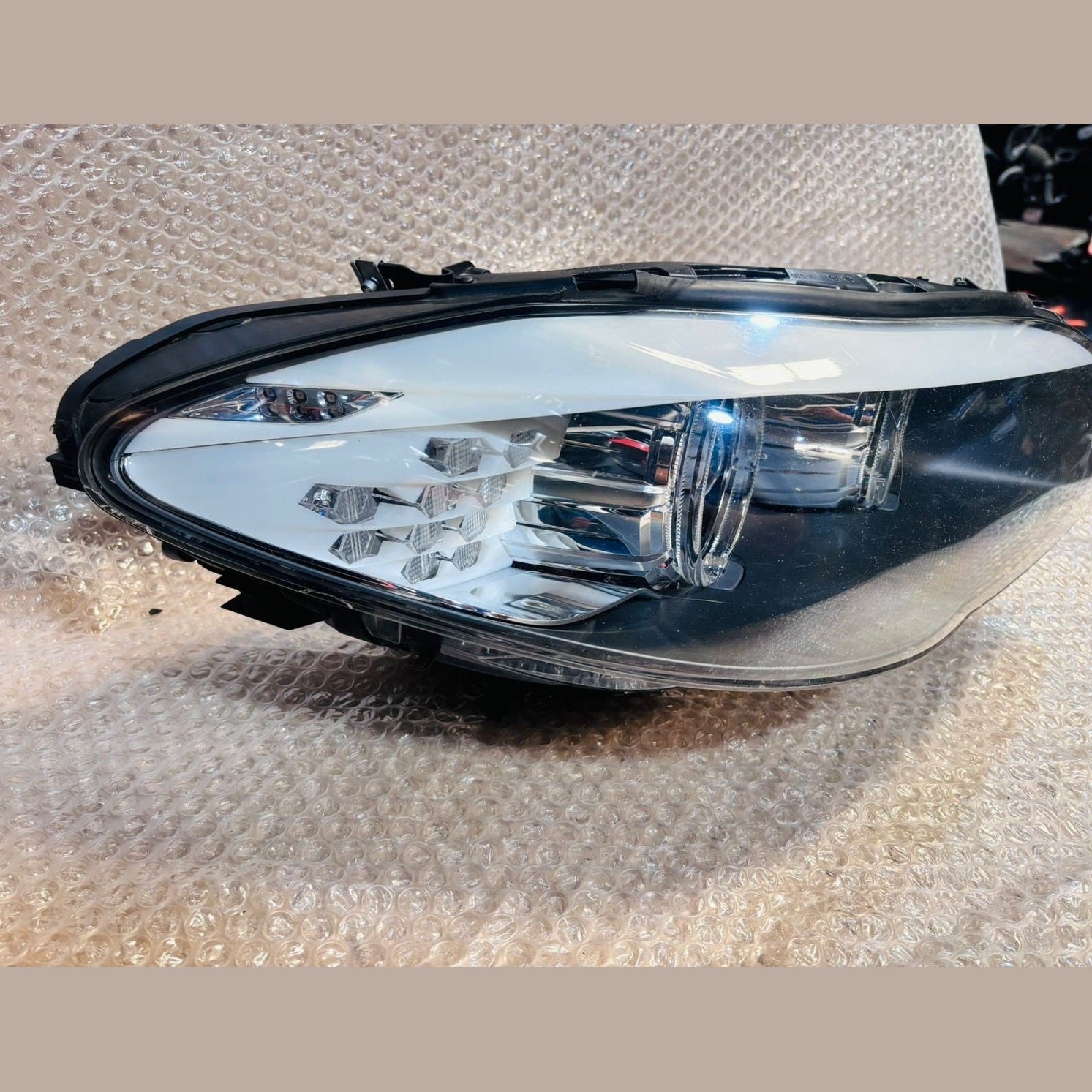 Bmw 5 Series 520I 535I 540I 550I F10 Headlight Xenon Daynamic 2011 RHS 7203256
