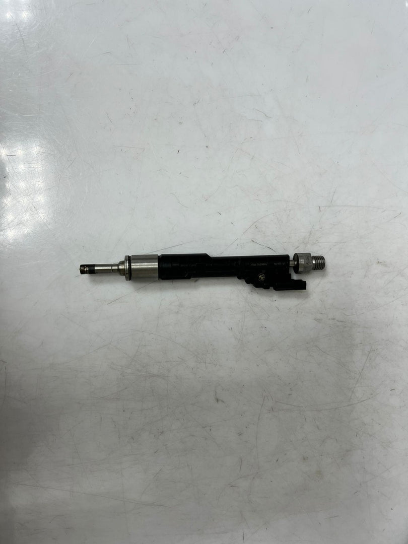 2016-2018 BMW F22 F30 F32 E89 F80 F82 F87 M2 M3 M4 Fuel Injector 7639994 OEM