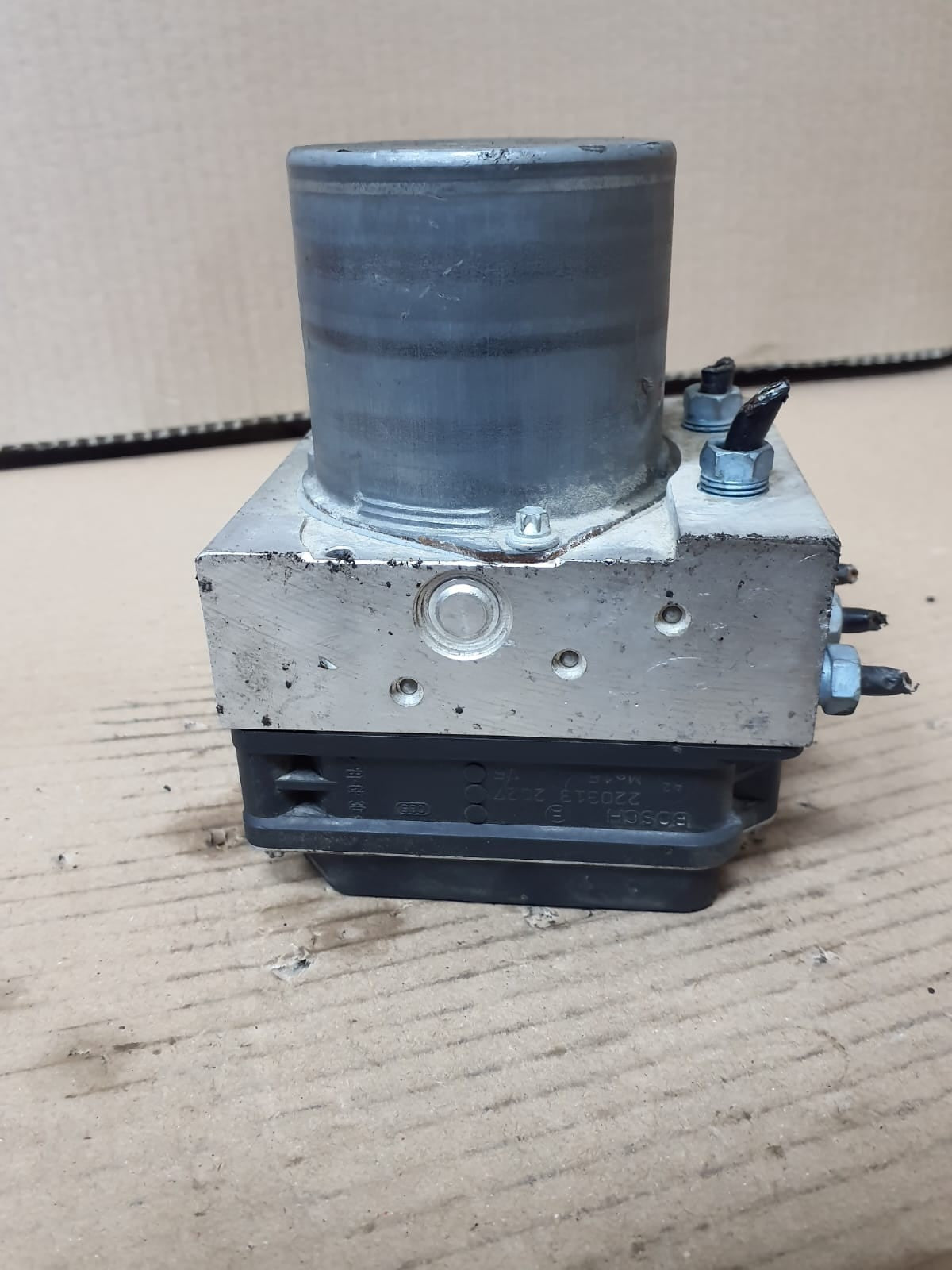 2010-2015 BMW X1 E84 ABS/DSC ANTI LOCK BRAKE Pump 6860216 OEM