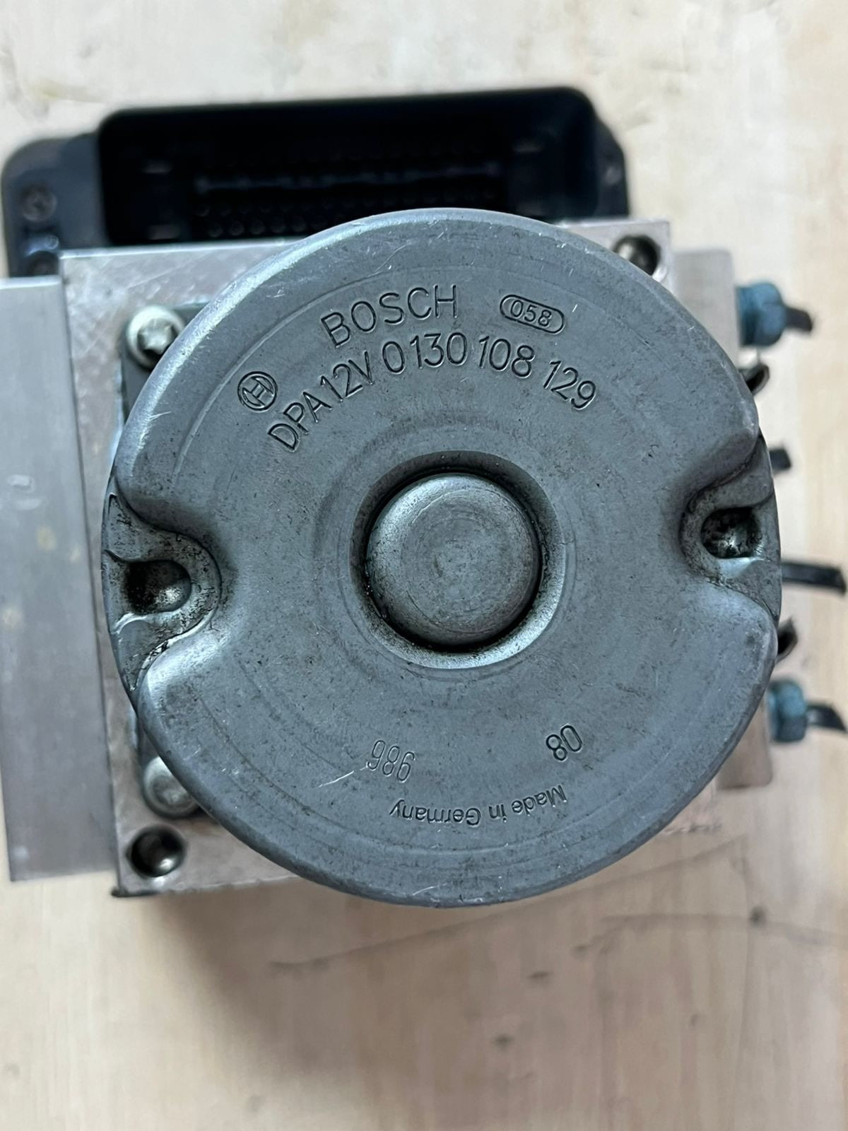 08-14 BMW E71 X6 X5 ABS Antilock Brake Pump Control Module 3451 6785266-04 OEM