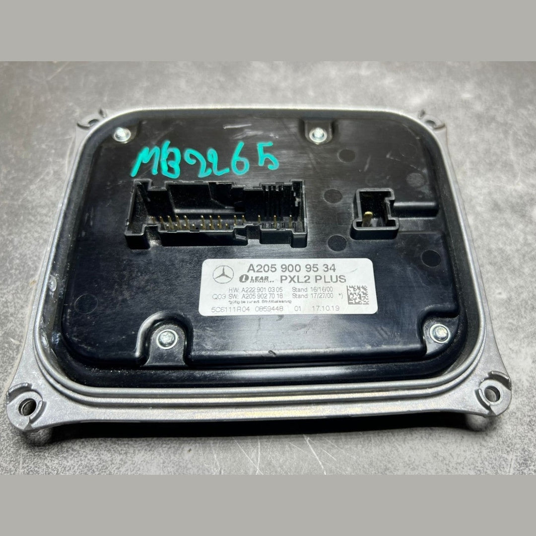 14-18 Mercedes-Benz W205 W222 LED Headlight Control Module A205 9003495 OEM