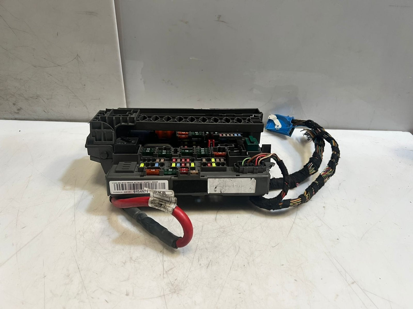 BMW Z4 E89 Sdrive18i Power Distribution Fuse Box Front Plastic Metal 9154971 OEM