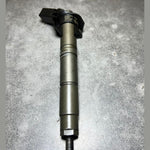 Load image into Gallery viewer, Genuine Mercedes W164 Fuel Injector Sprinter 3.0L OM642 A642 0700587 Oem Diesel