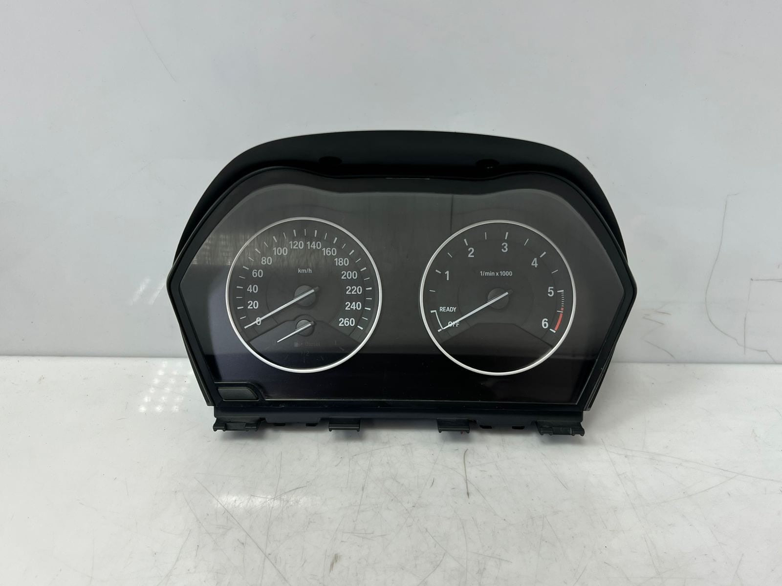 BMW 1 Series F52 sedan SPEEDOMETER Instrument Cluster 6843095 OEM