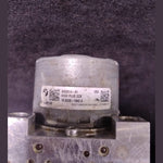 Bild in die Galerieansicht laden, GENIUNE BMW 3 SERIES G20 G21 ANTI BREAK SYSYTEM PUMP  CONTROL MODULE 6862017