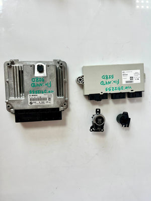 BMW F10 N47D 528D Engine Control Unit ECU SET DDE + CAS4 CA+ NO KEY 8582181 OEM