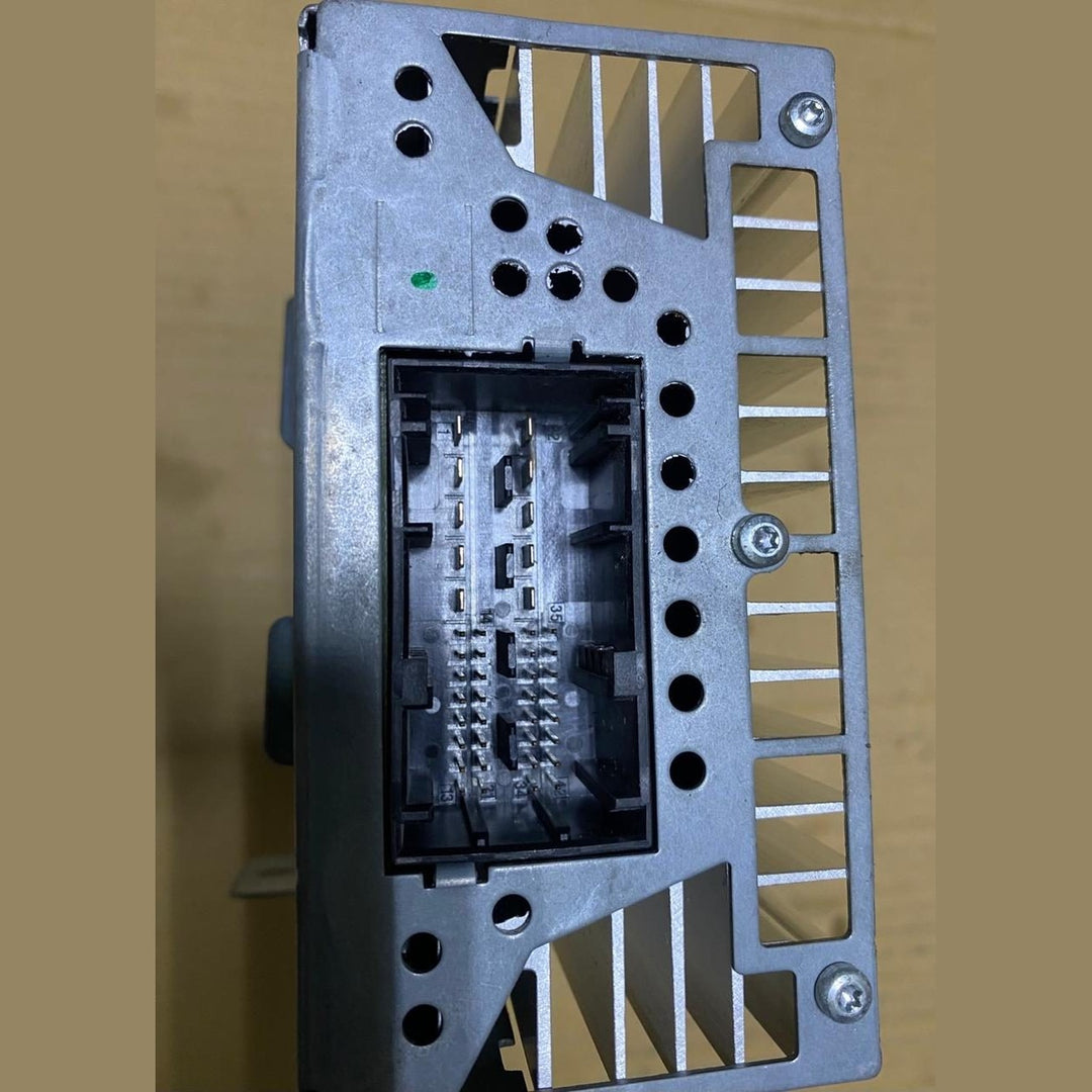 2012-2015 BMW 528i 535i, 550i Audio Amplifier 9266355