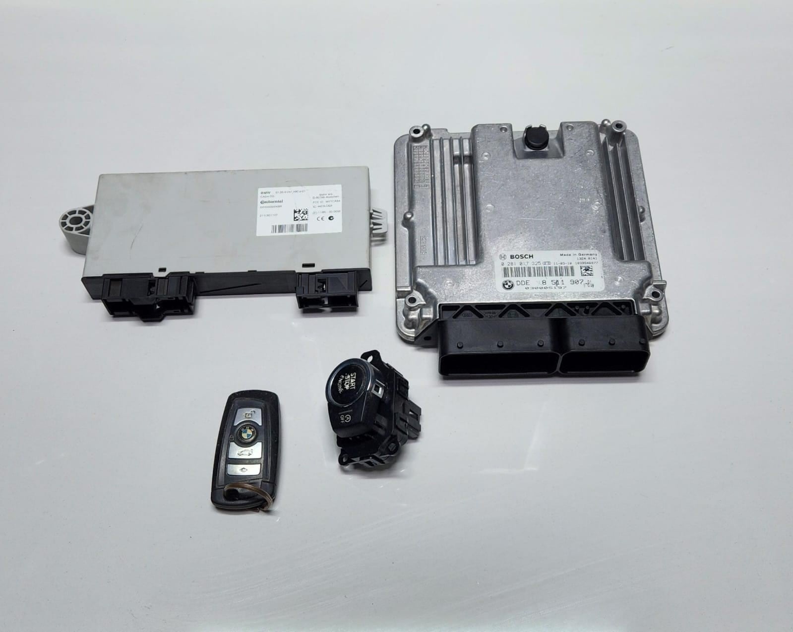 2010-2017 BMW X3 3.0d N57 Engine Control Unit 8511907 F10 F11 530d F25 OEM