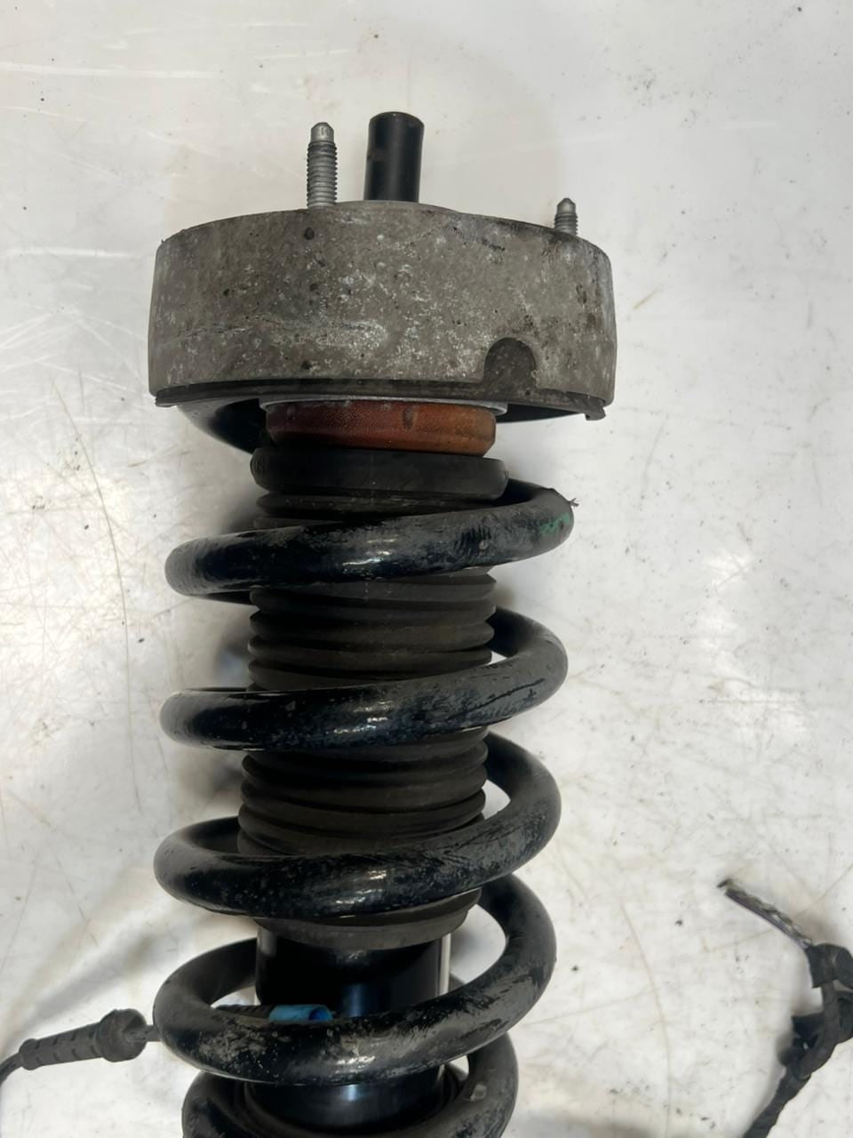 2014-2019 BMW X5 F15 F85 X6 F16 ADAPTIVE Front Shock Absorber 6863174 OEM