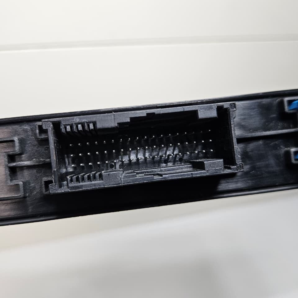 BMW E90 E91 Body Control Module 9229878 OEM