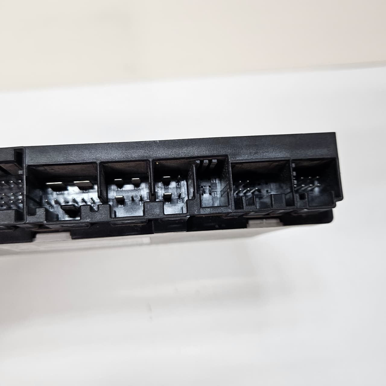 2007-2013 BMW E90 328i, X5 E70, X6 E71 Front Left Seat Control Module 9221860