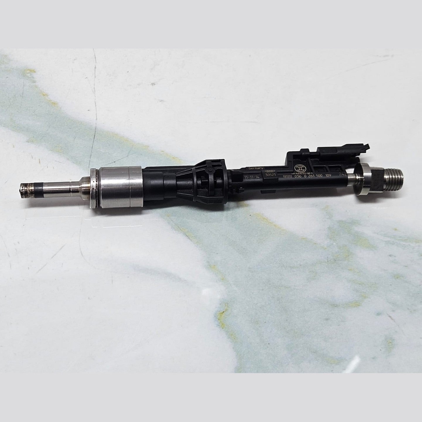 2011-2015 BMW 135i, 335i, 535i, 640i, 740i, X5 N20 N55 Fuel Injector 7597870 OEM