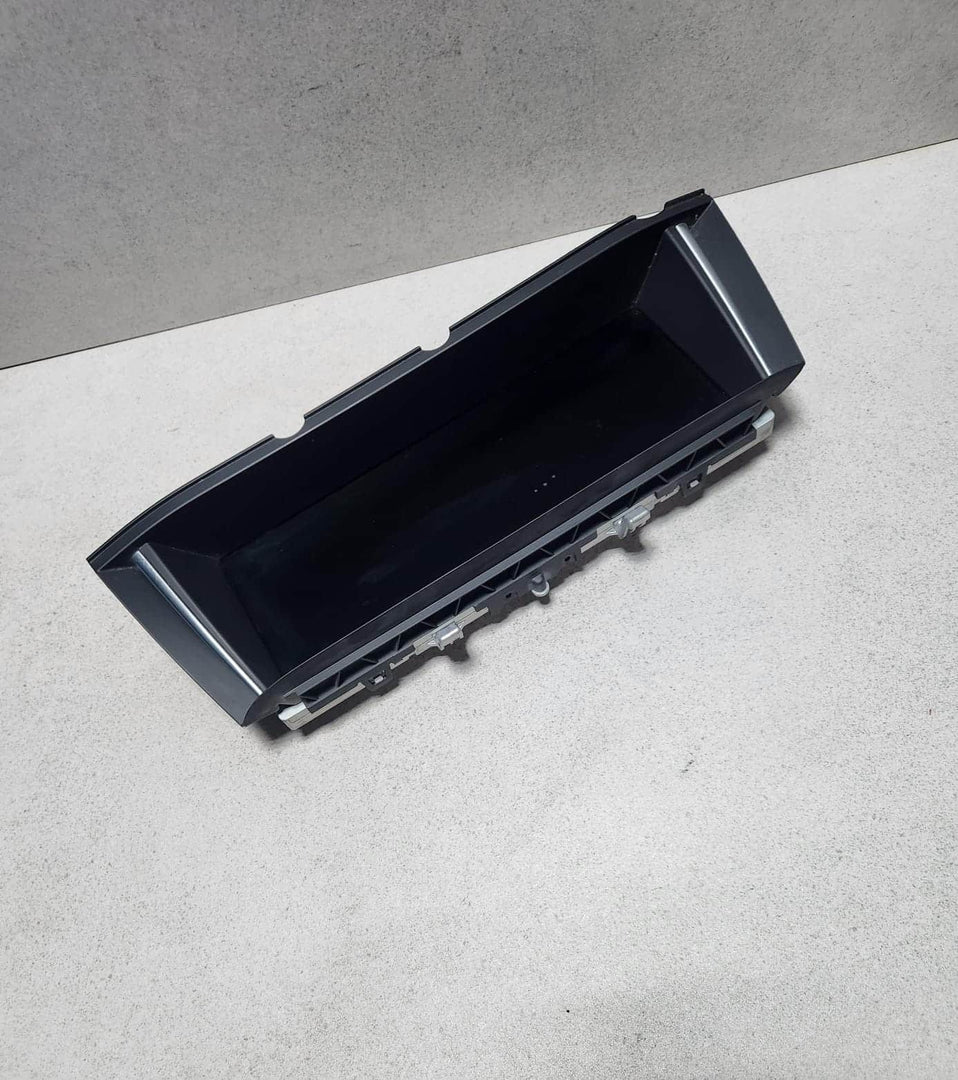 2013-2015 BMW 740i Central Information Display Screen 9284969 7 Series F01 F02