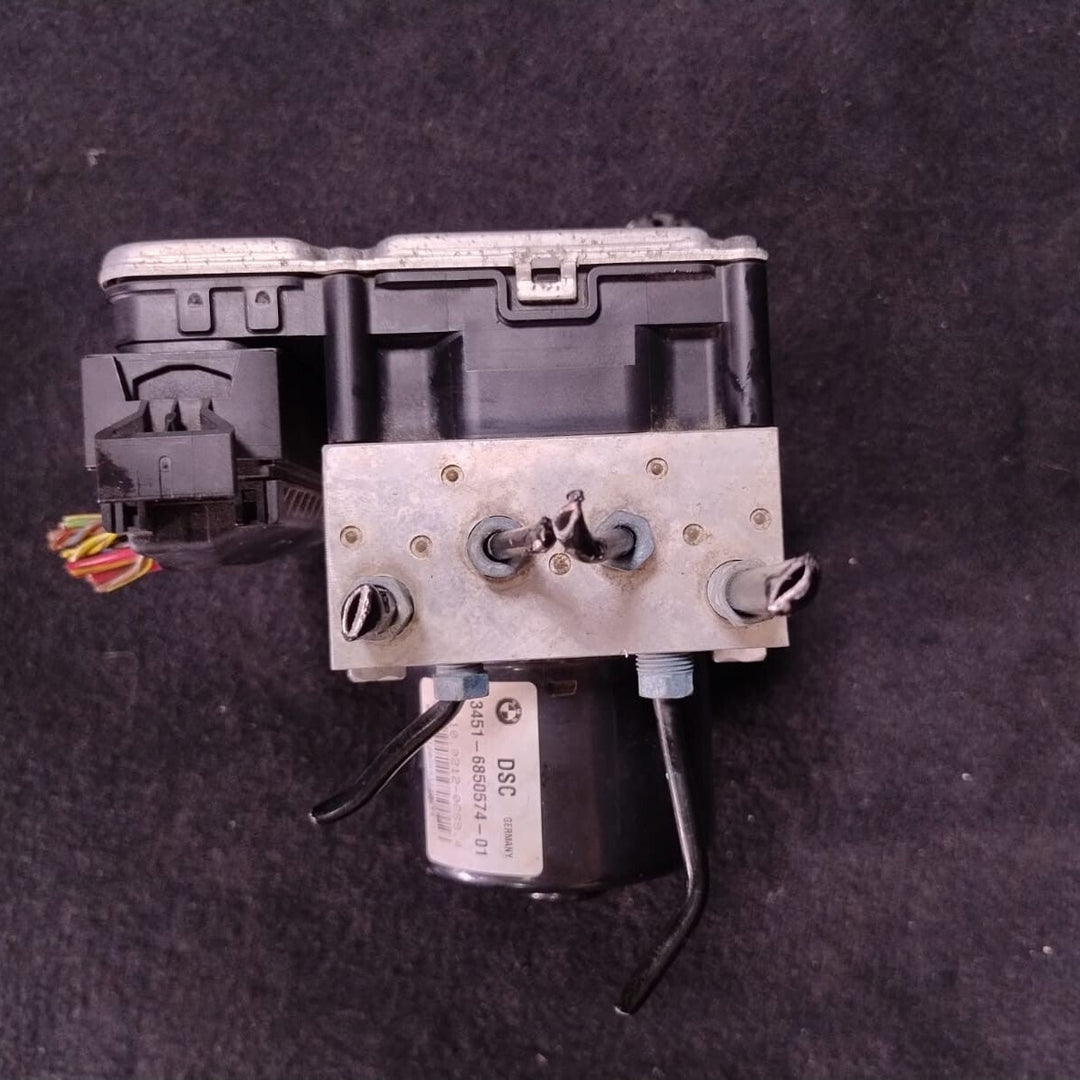BMW X3 F25 Anti-lock Braking System Hydraulic Unit Master Block Genuine 6850574