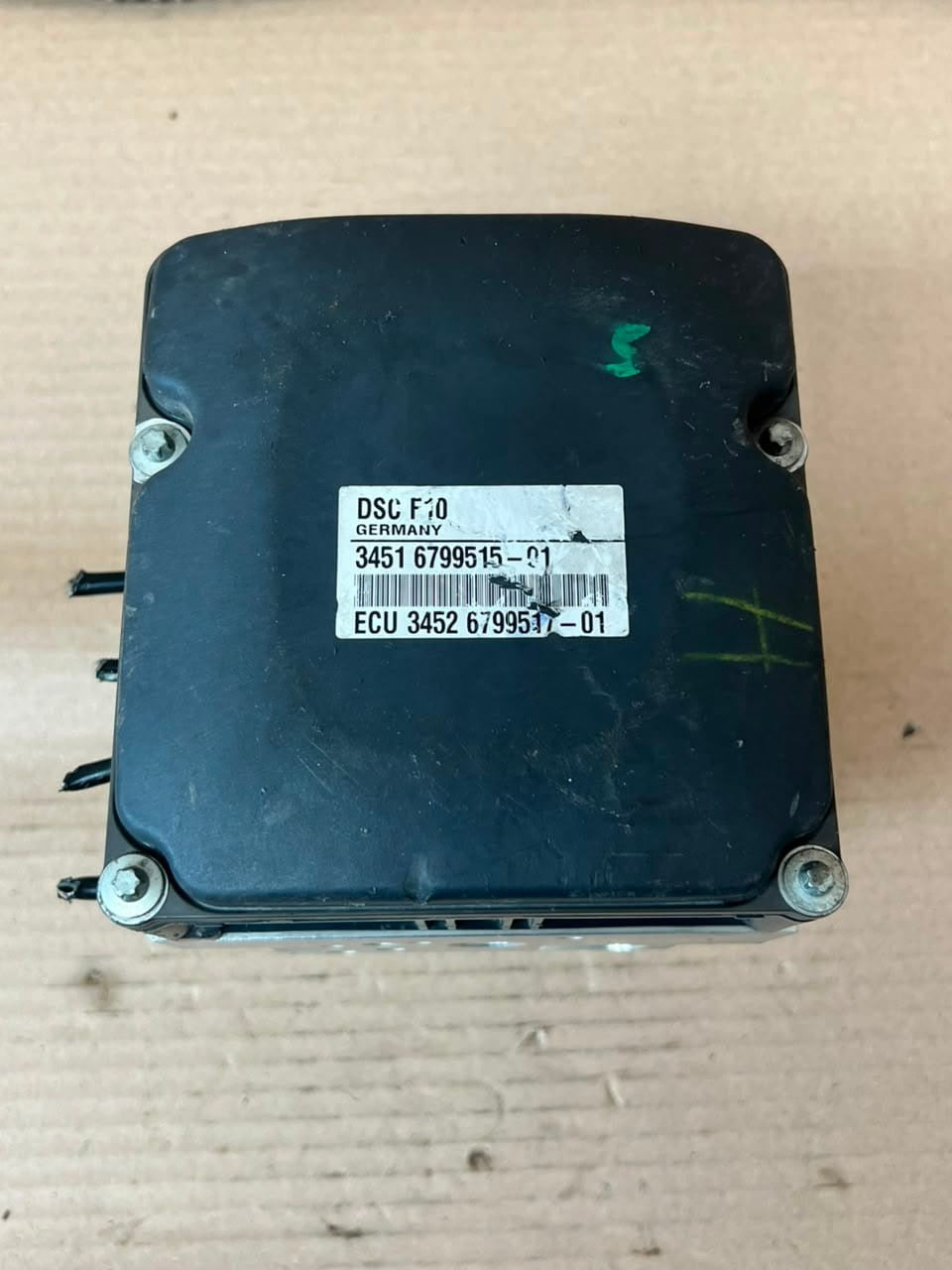 2011 BMW 5 Series F10/F11 F01 F02 550i ABS/DSC Hydraulic Pump Unit 6799517 OEM