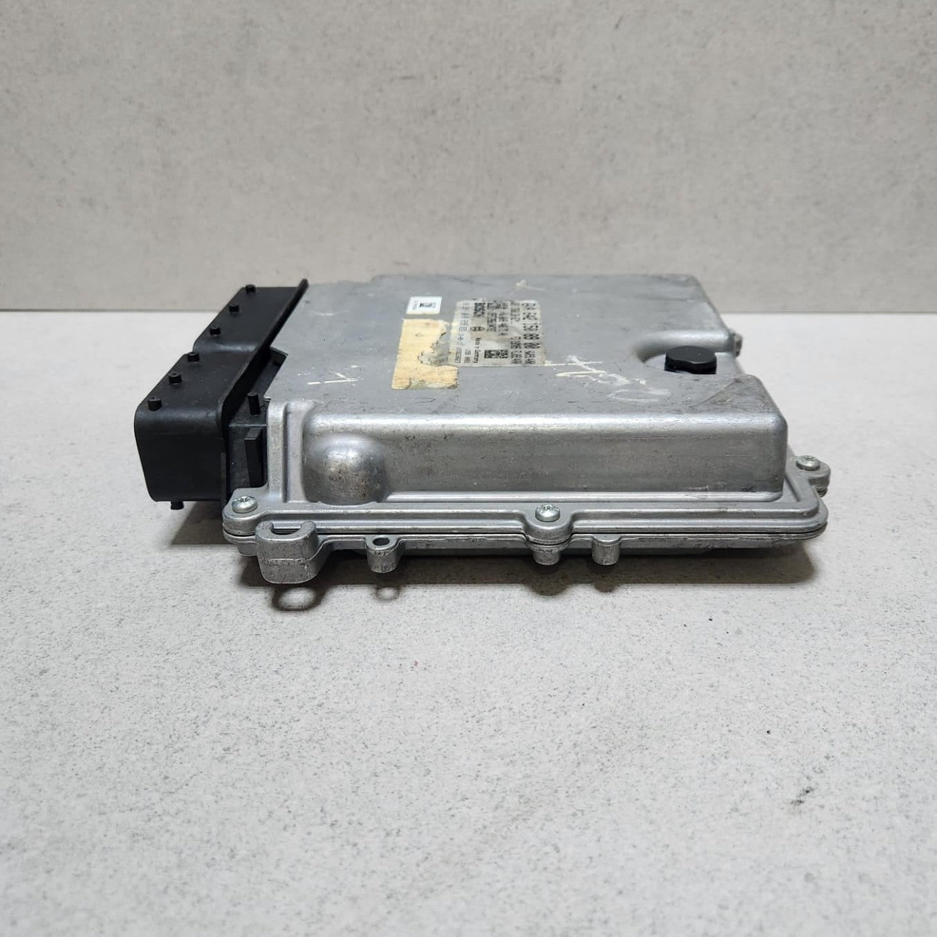 2010-2016 Mercedes-Benz E300 Engine Control Unit A6421508900