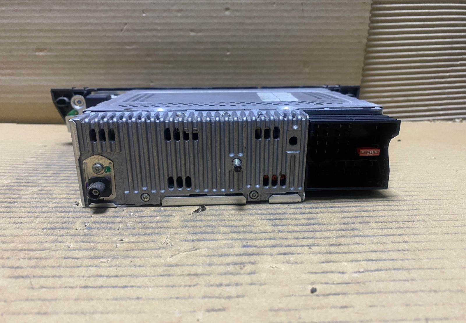 2004 BMW Z4 Navigation Head Unit 6933694 Z4 E85 E86