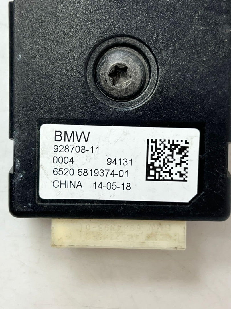 2014-2019 BMW X6 Rear Trunk Lid Emc Antenna Amplifier Filter 6819374