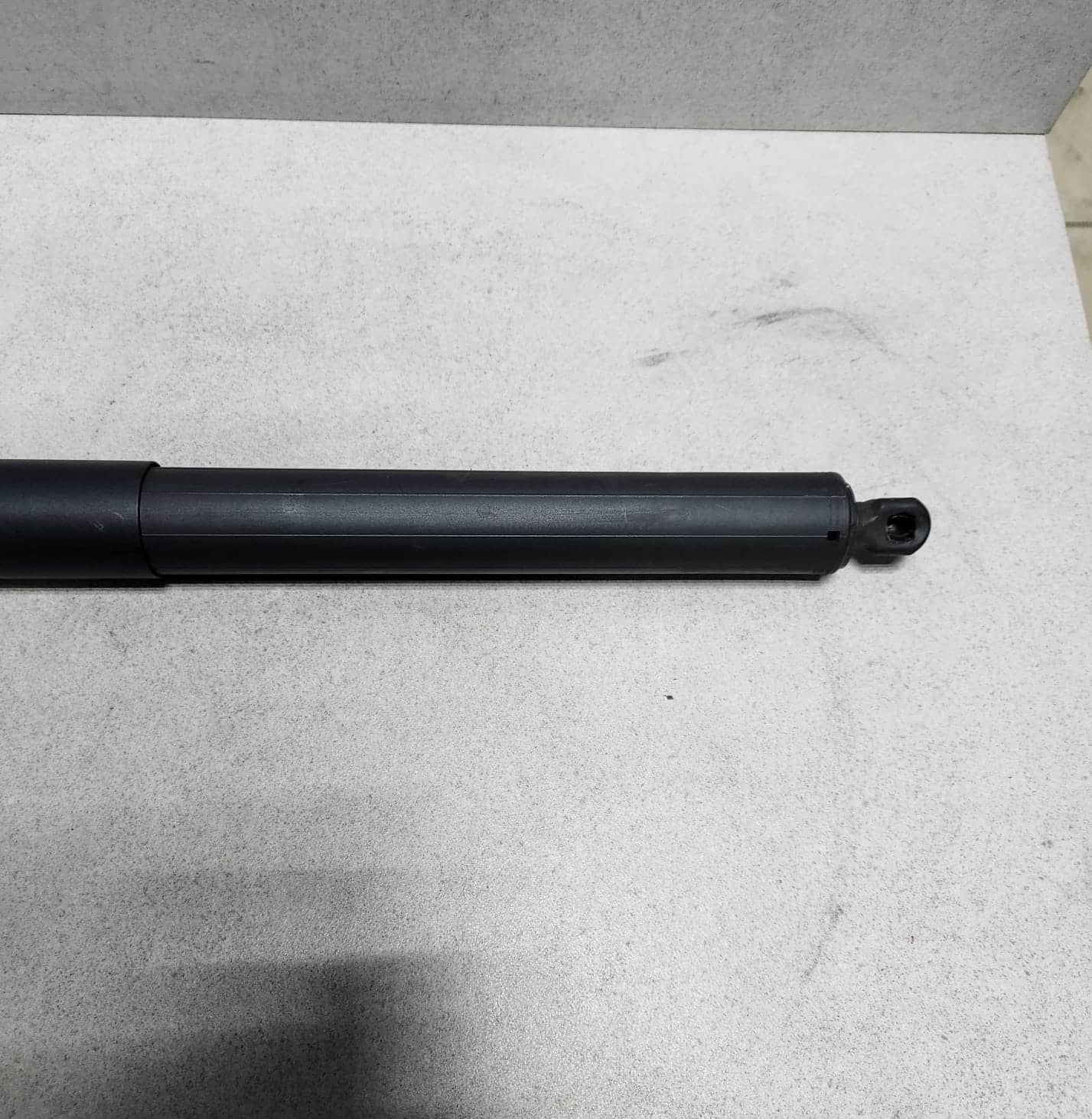 2011-2017 BMW X3 Tailgate Lift Cylinder 7232004 X3 18i, 20i, 28i, and 35i